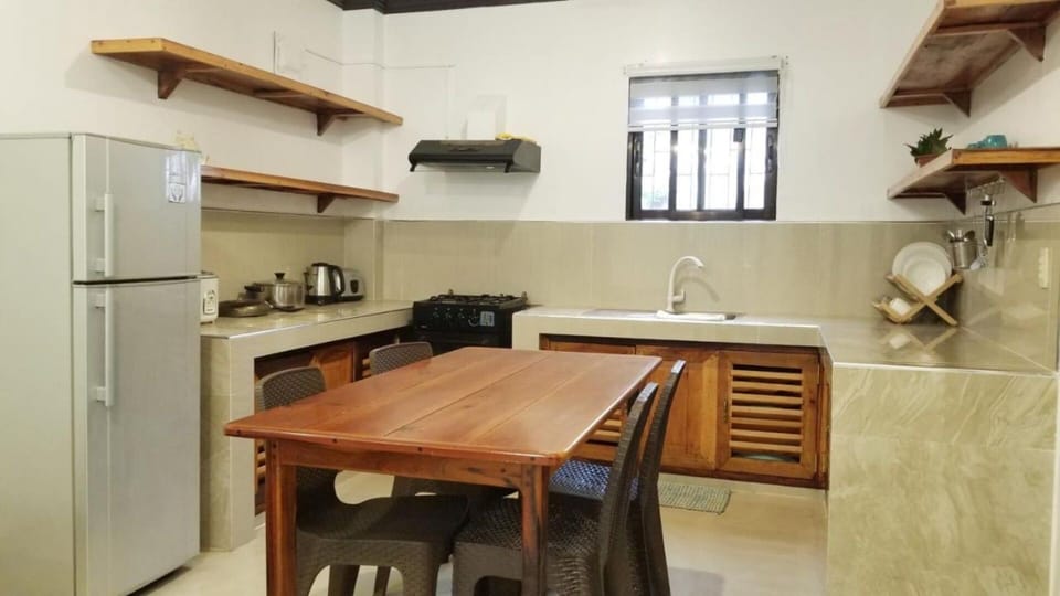 Family Double Room (House1) | Private kitchen | Mini-fridge, rice cooker