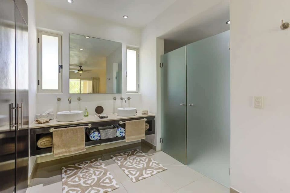 Master bath