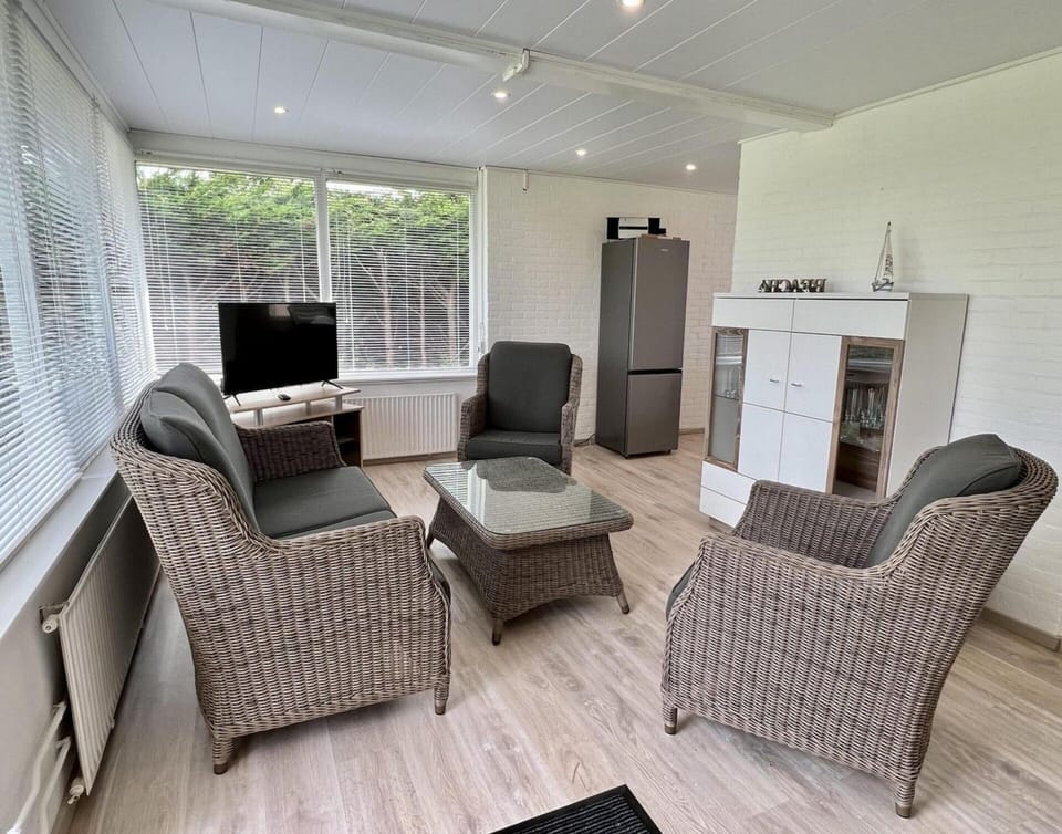 House | Dining