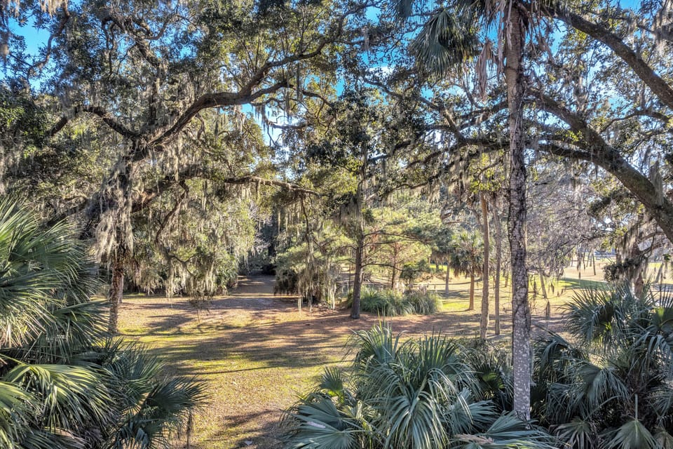 Prime Location: Nestled in Palmetto Dunes Resort, overlooking the golf course.The pool does not have safety equipment. Swim at your own risk.