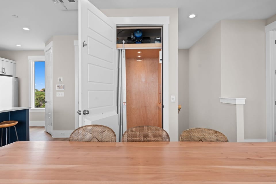Elevator