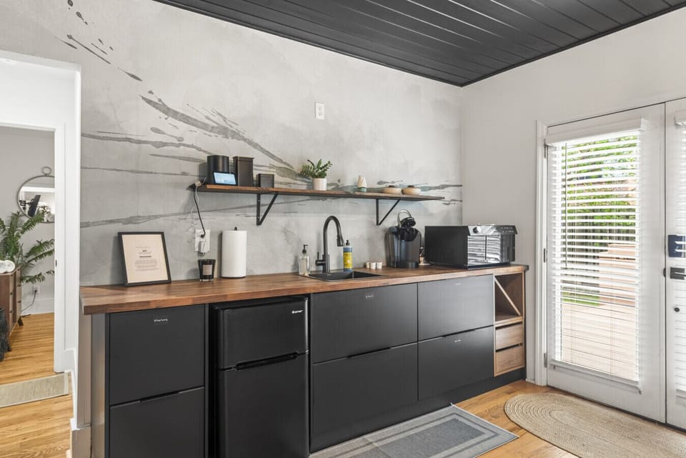 Tidy kitchenette for keeping those leftovers