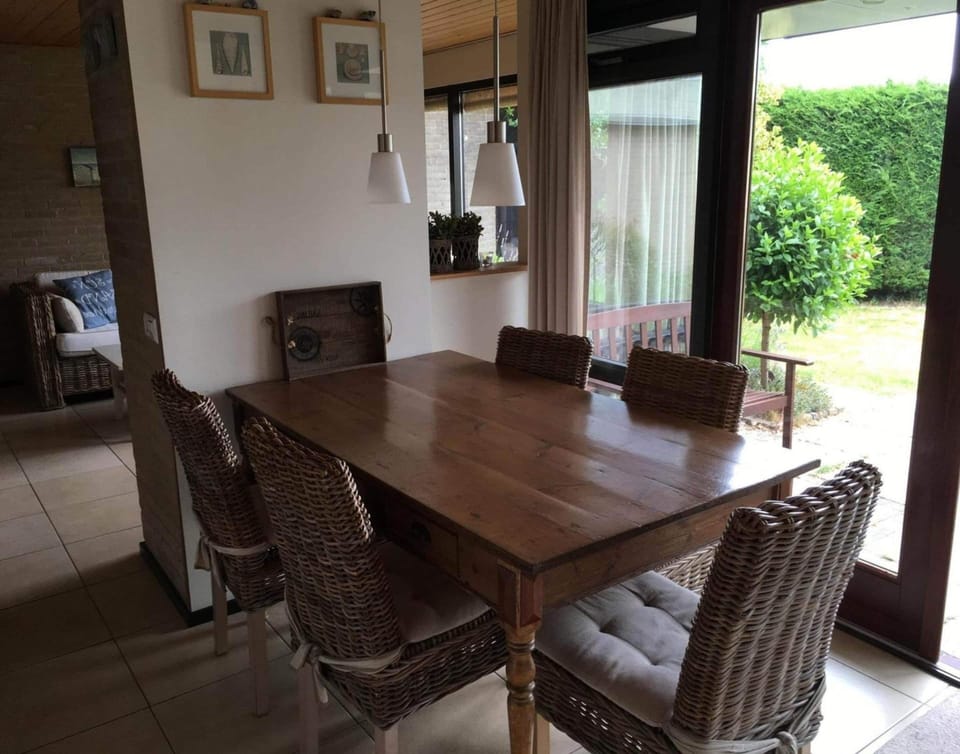 House | Dining