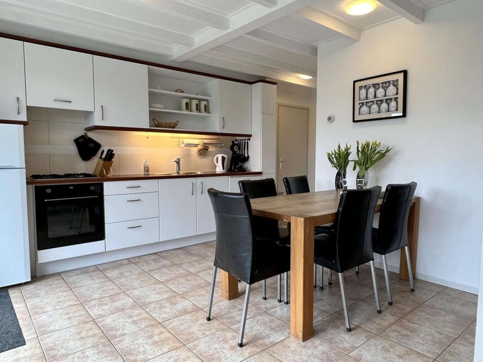 House | Private kitchen | Fridge, microwave, dishwasher, coffee/tea maker