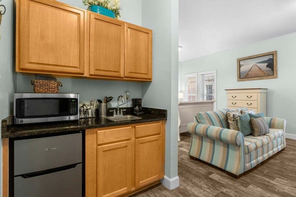 Kitchenette