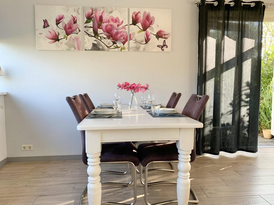House | Dining