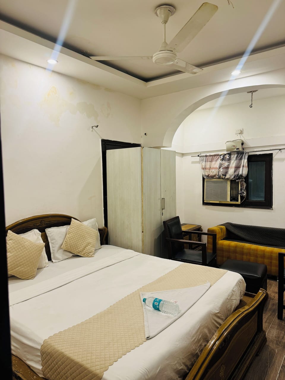 Double Room | Desk, laptop workspace, soundproofing, free WiFi