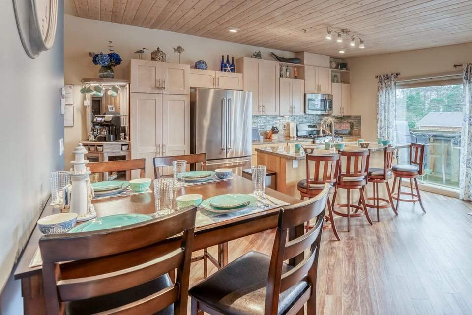 Dining areas at table or Kitchen Island