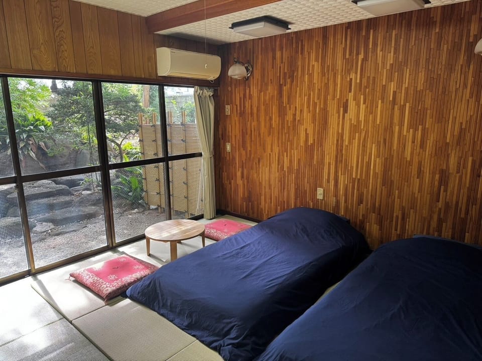Twin Room, Non Smoking, Garden View | In-room safe, blackout drapes, soundproofing, iron/ironing board
