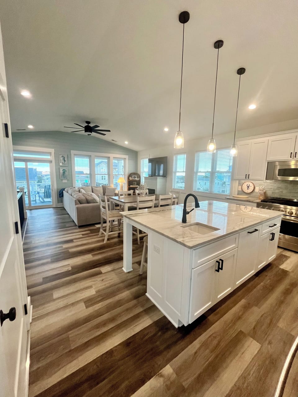 Kitchen & Main Living Room