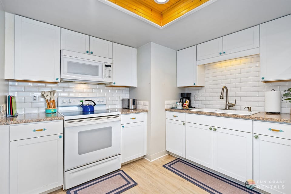 Fully-Equipped Kitchen