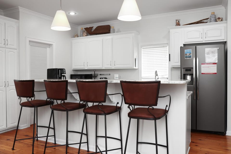 House, Multiple Beds (Club at Cape San Blas B1 - Catchin' S) | Private kitchen
