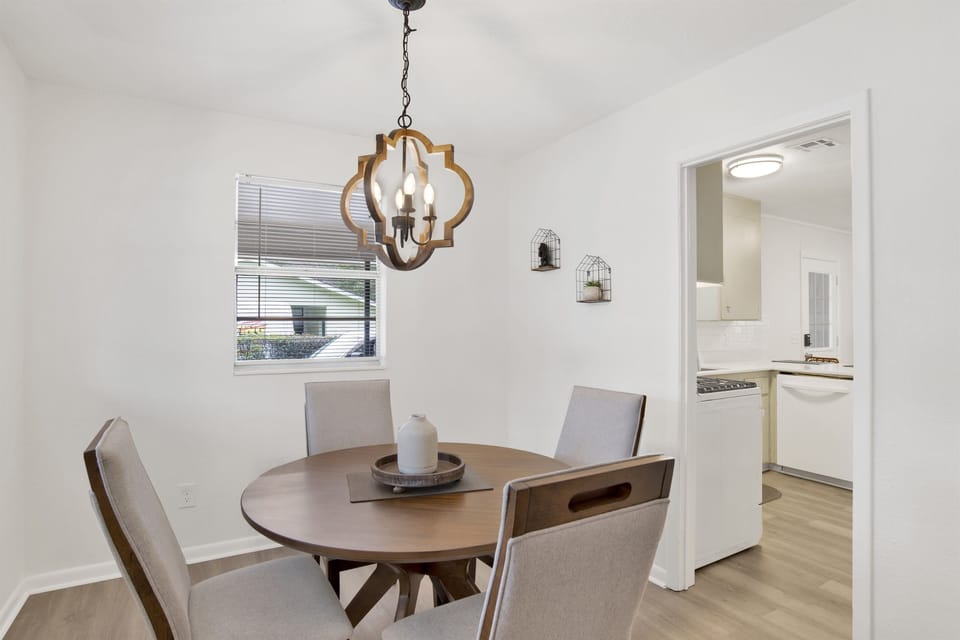 Plenty of seating for game nights & shared dinners