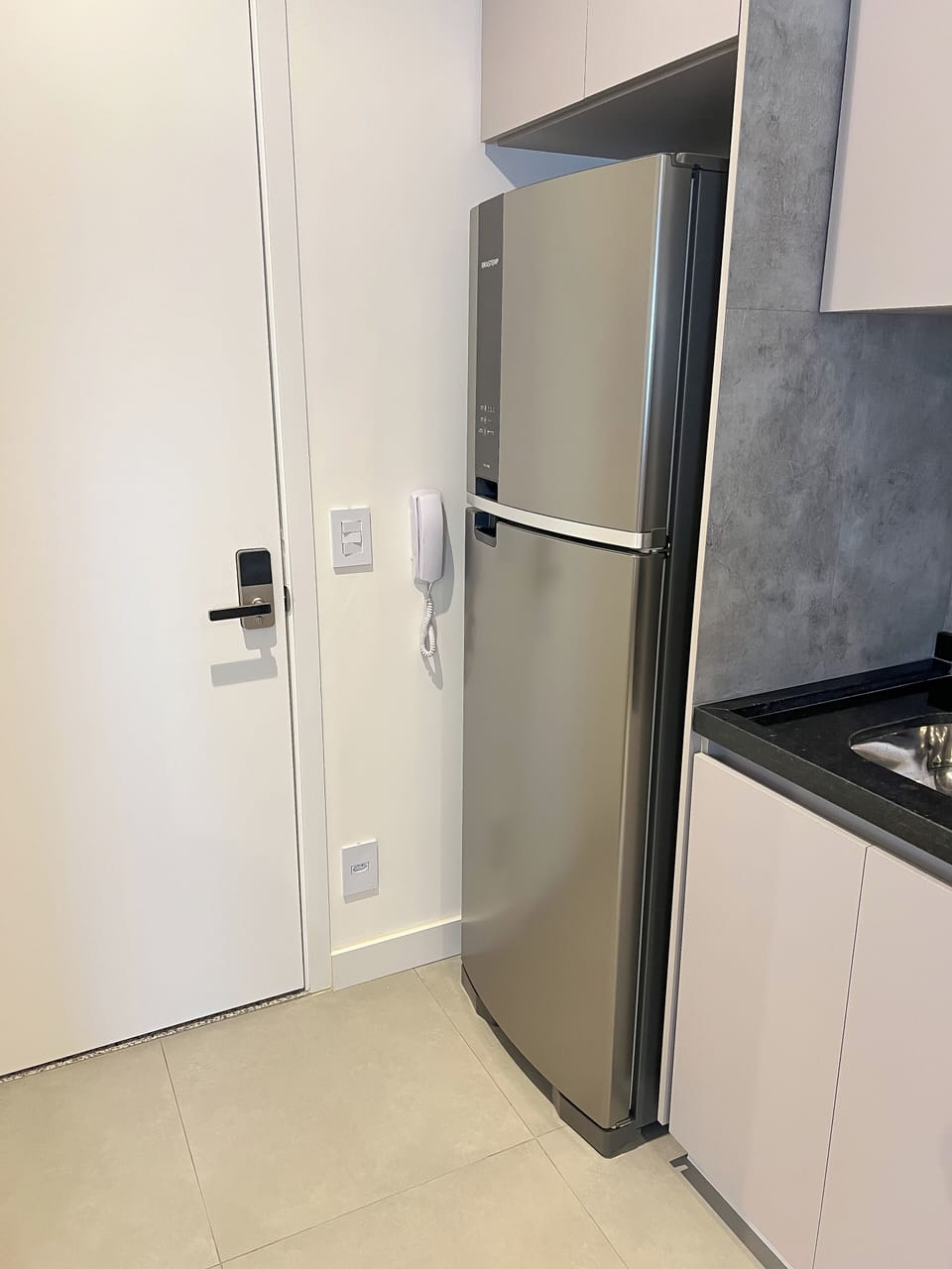 Comfort Studio, Balcony, City View | Private kitchen