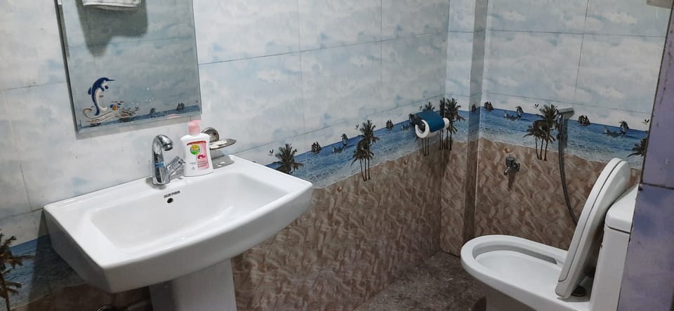 Deluxe Single Room, Garden View | Bathroom