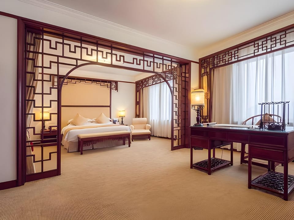 Free minibar items, in-room safe, desk, soundproofing
