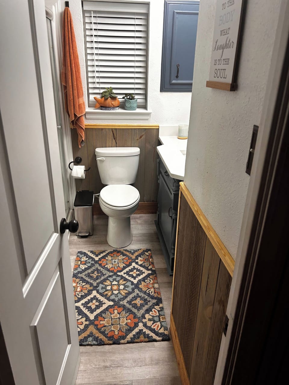 Downstairs bath 