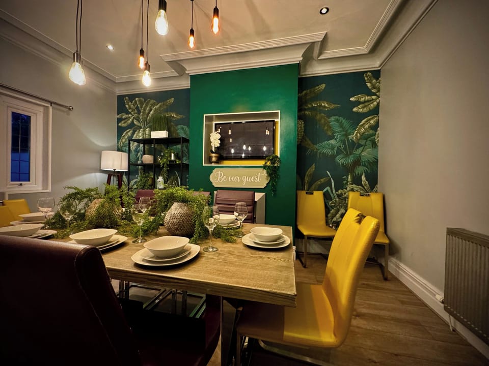 House | Dining