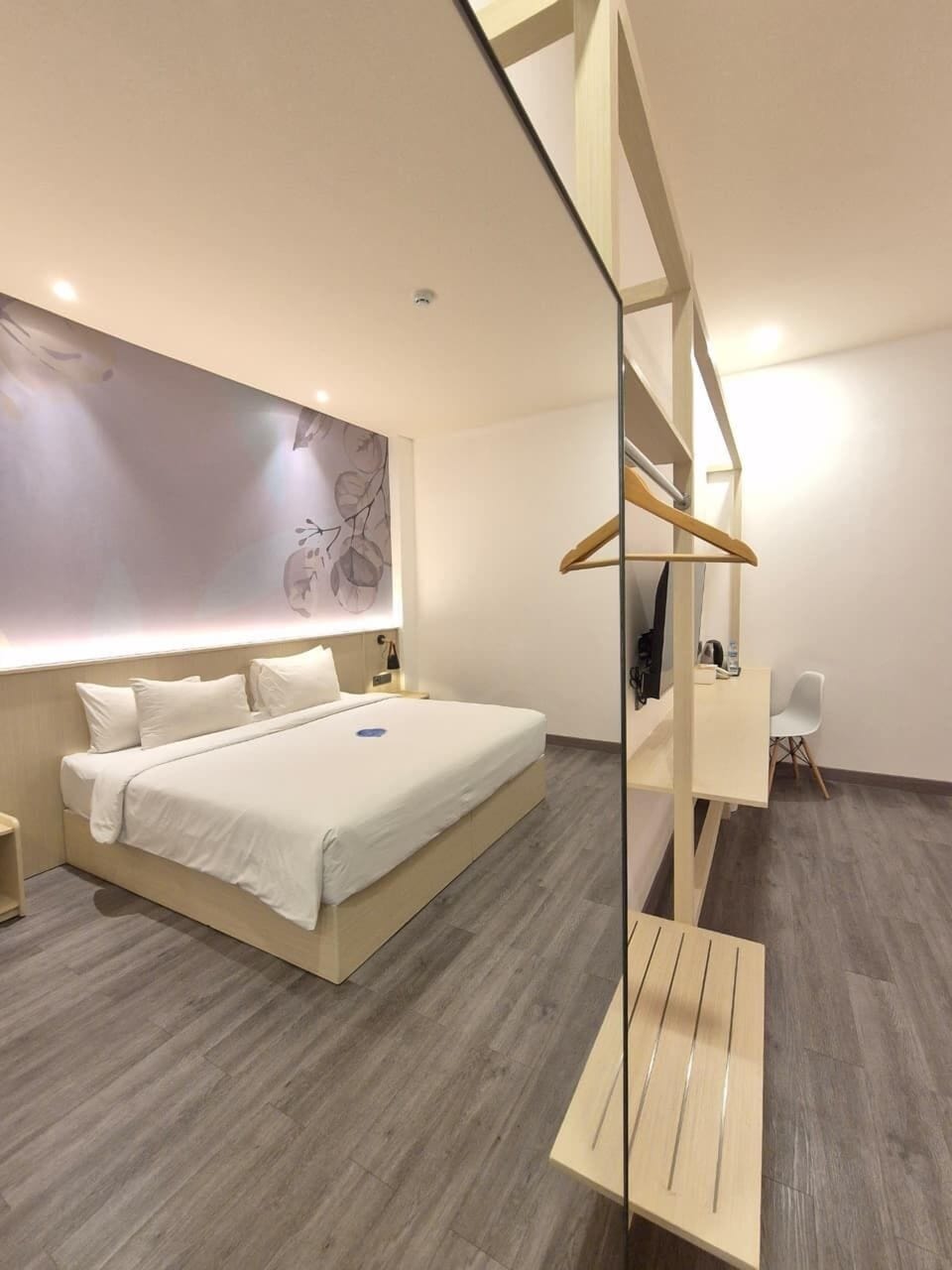 Deluxe Double Room | Desk, laptop workspace, free WiFi