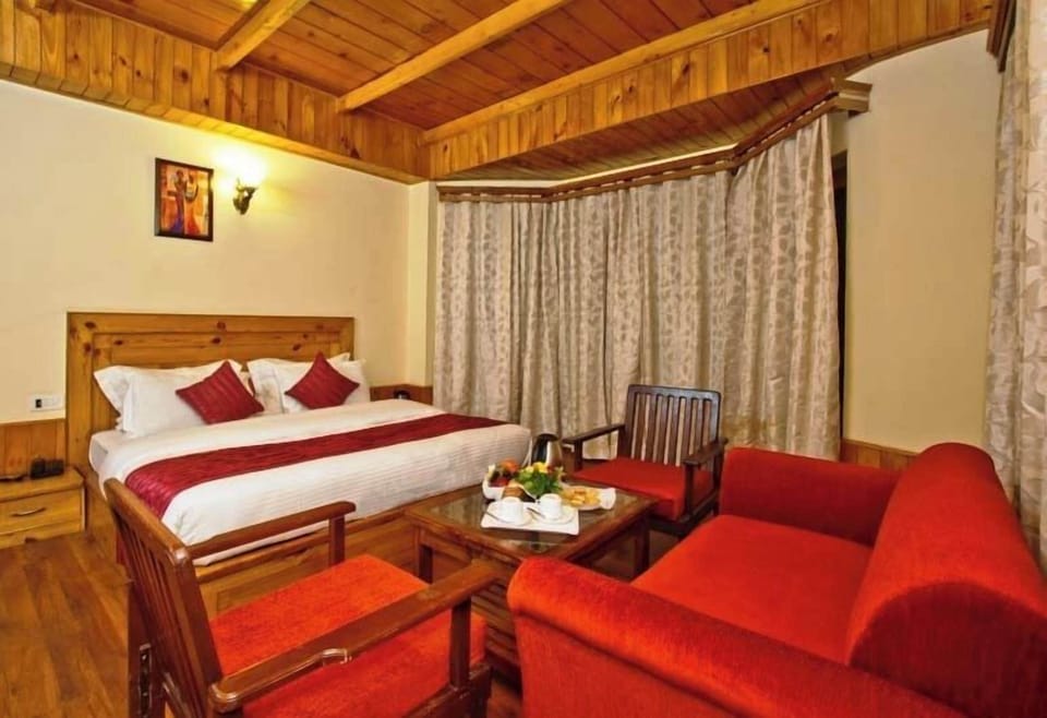 Individually furnished, laptop workspace, soundproofing, free WiFi