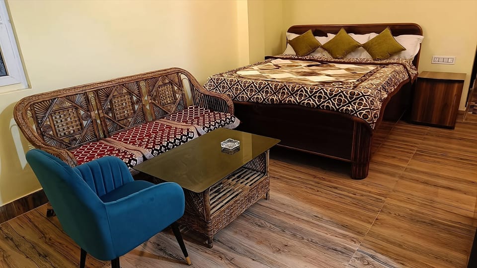 Family Double Room | Free WiFi