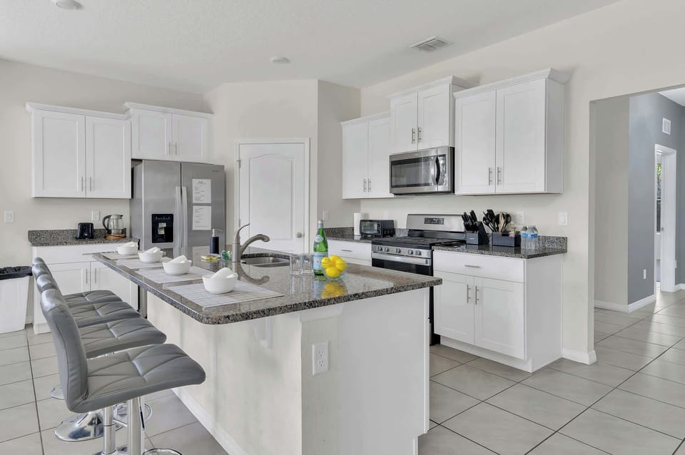 Fully Equipped kitchen to cook a gourmet meal for family and friends!