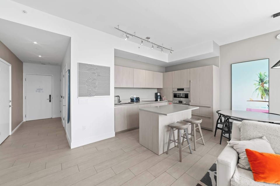 Counter seating at the full kitchen