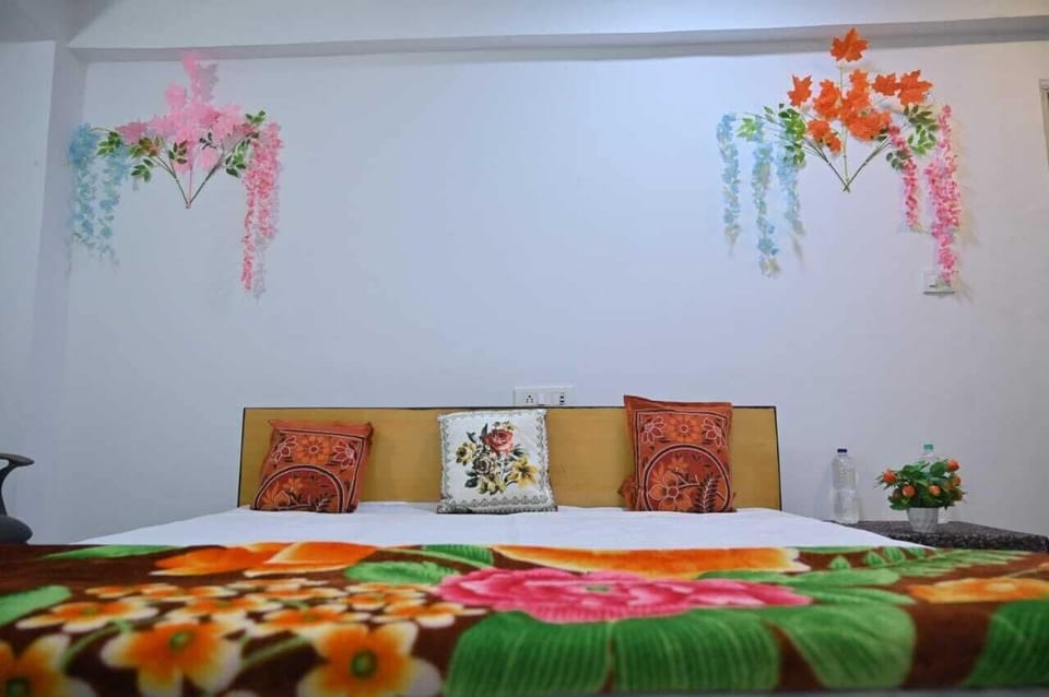 Deluxe Triple Room | Laptop workspace, free WiFi