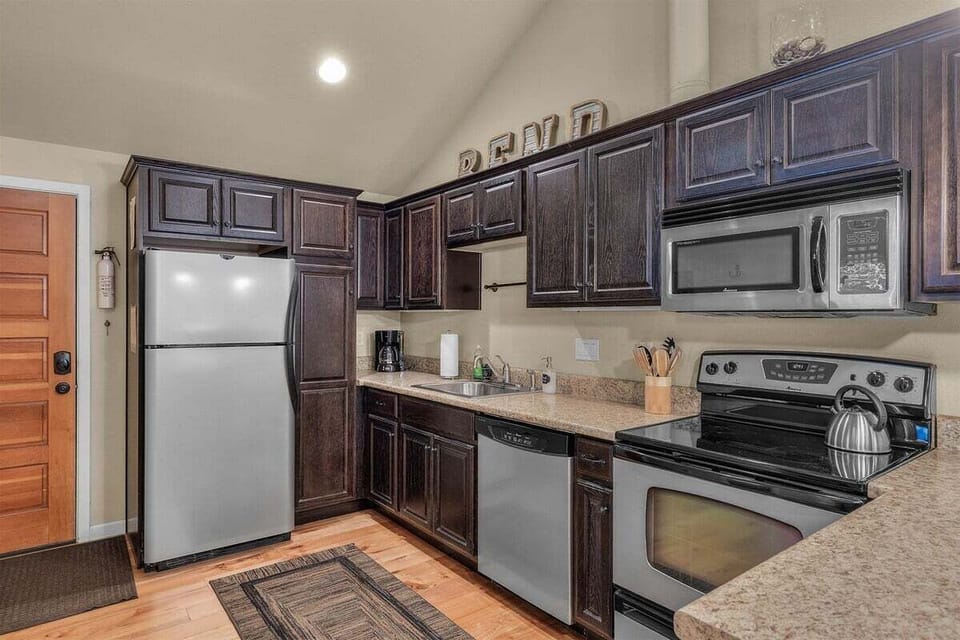Gourmet Kitchen