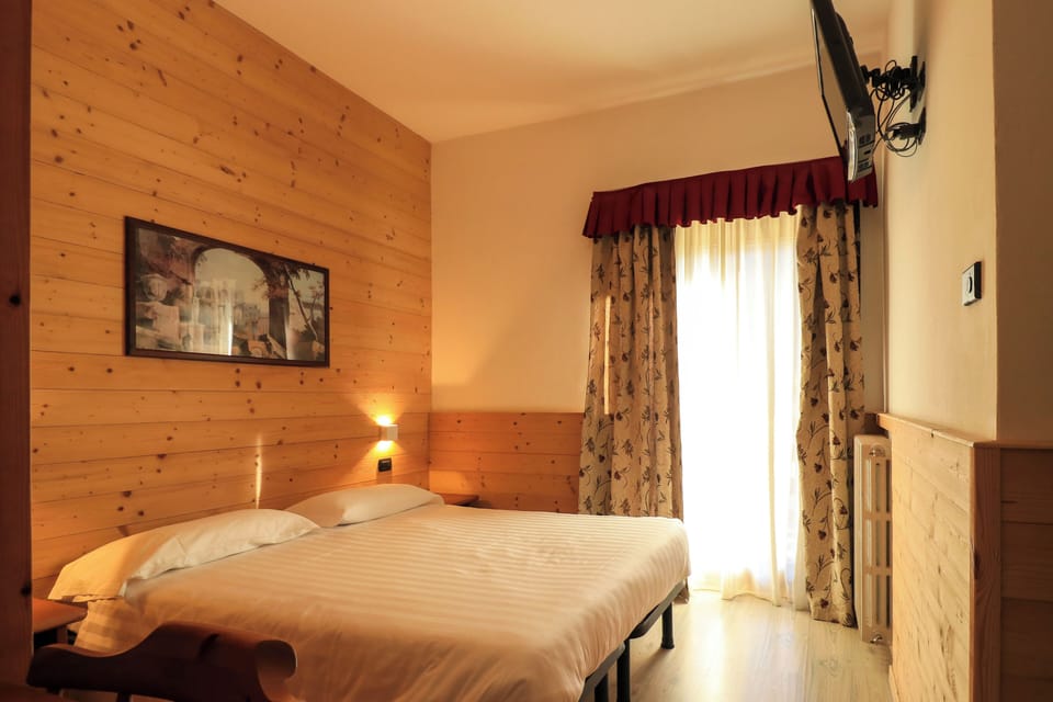 Standard Double or Twin Room, Balcony, Mountain View | Free WiFi, bed sheets