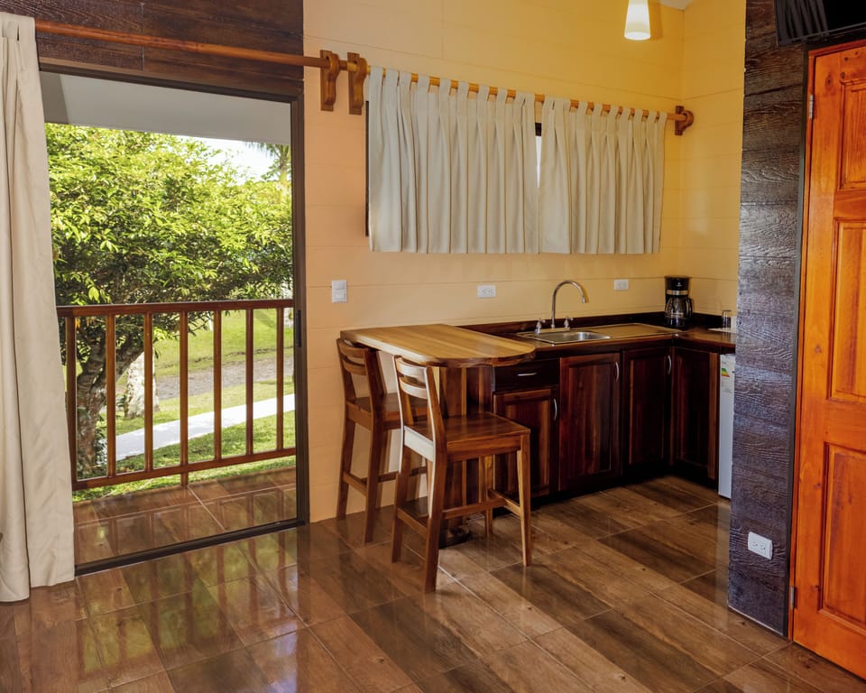 Comfort Cabin, Balcony, Mountain View | 1 bedroom, laptop workspace, free WiFi