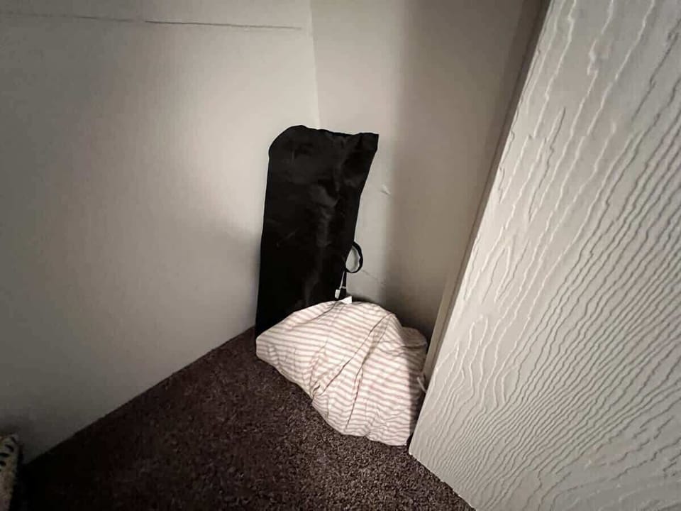 Pack and play