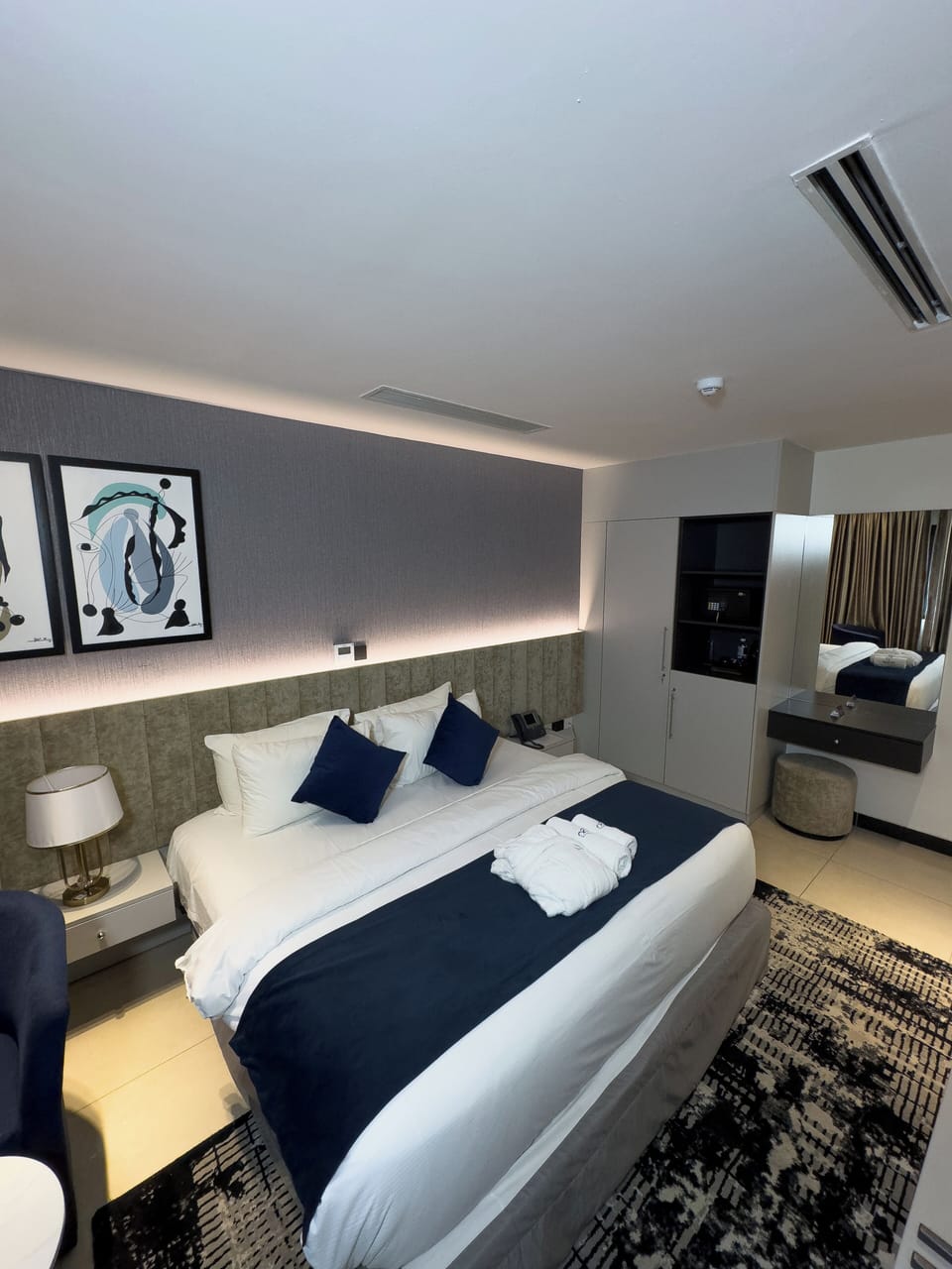 Deluxe Single Room, Balcony | In-room safe, desk, laptop workspace, iron/ironing board