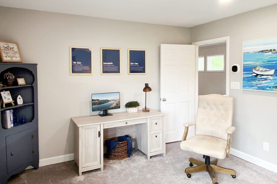 Office Space in Master