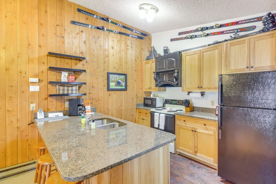 Kitchen | Bar Seating | Drip Coffee Maker | Toaster | Cooking Basics
