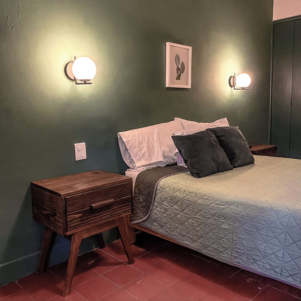 Double Room | Individually decorated, iron/ironing board, free WiFi, bed sheets