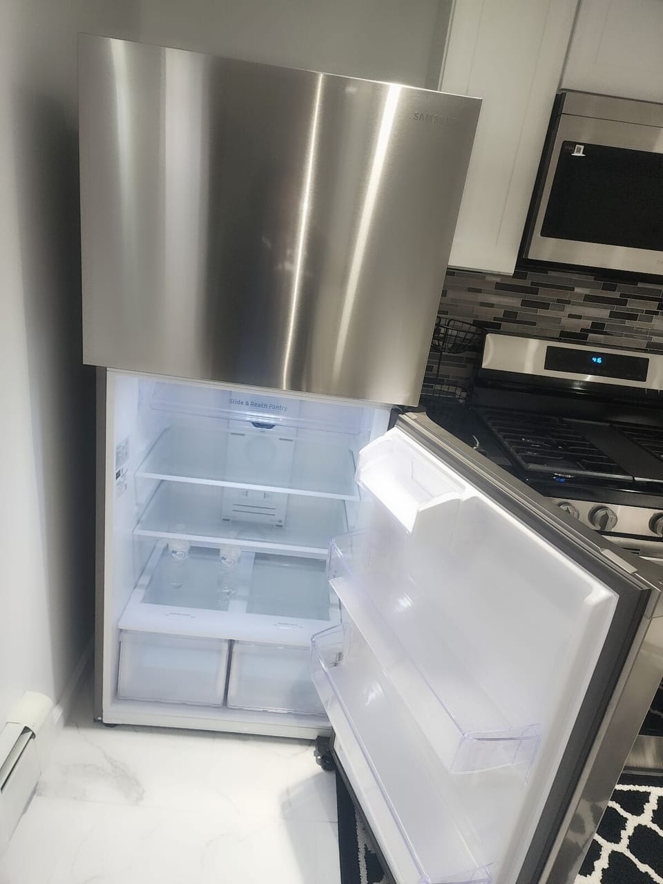 30 inch Samsung Refrigerator 