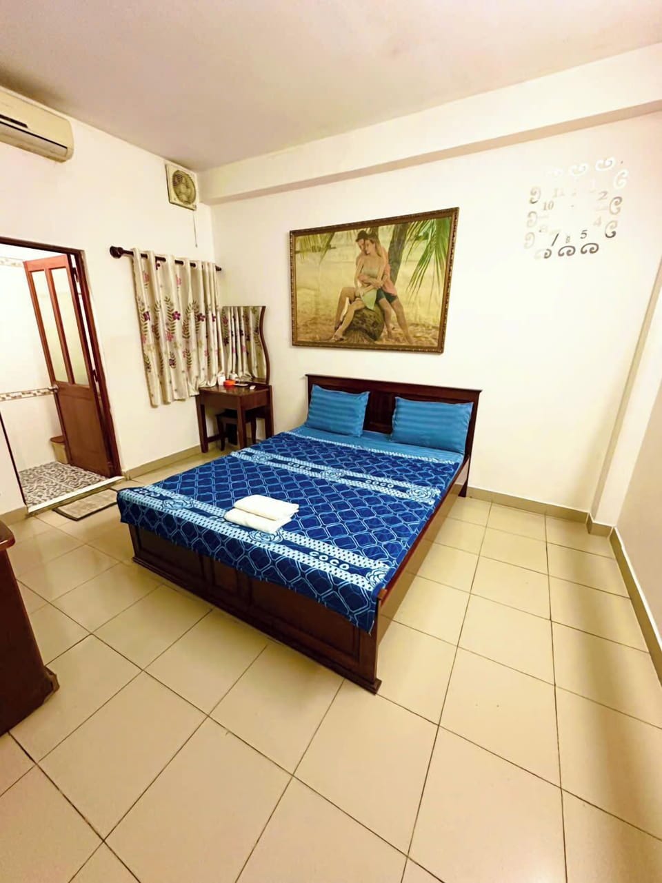 Desk, blackout drapes, iron/ironing board, free WiFi