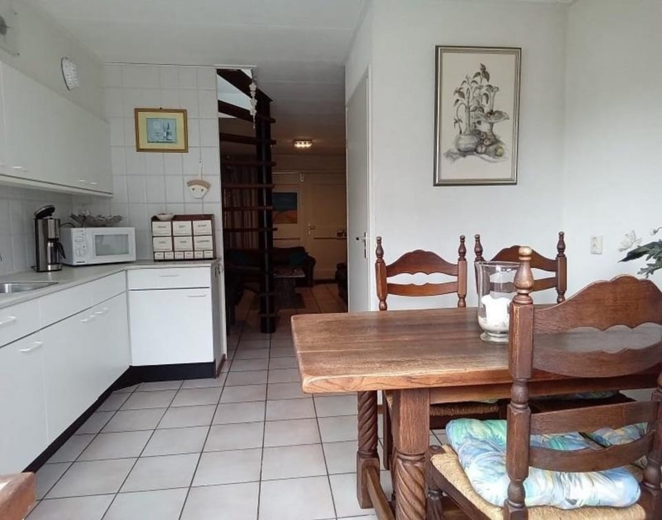 House | Dining