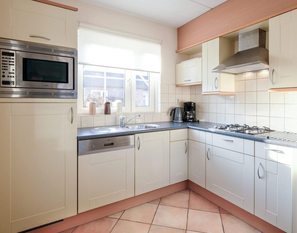 House | Private kitchen | Highchair