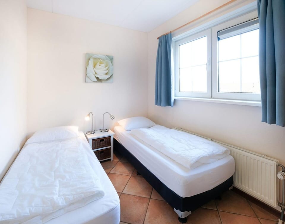 House | 3 bedrooms, individually furnished