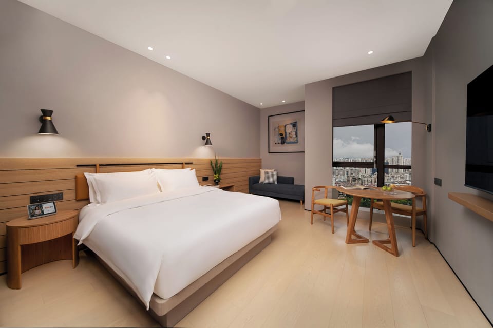 Deluxe King Room | Premium bedding, down comforters, memory foam beds, free minibar