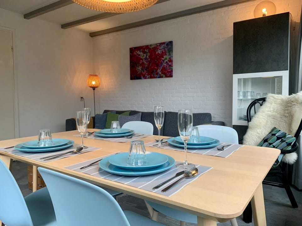 House | Dining