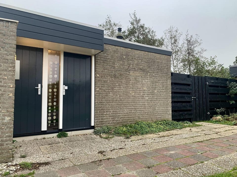 House | Exterior detail