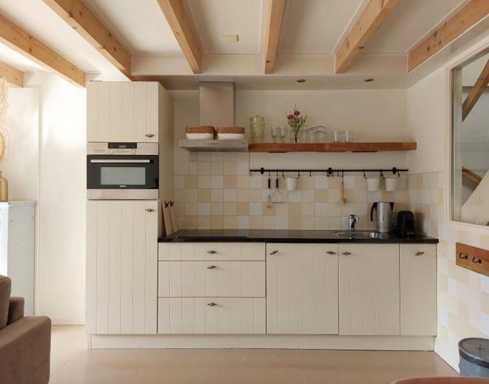 House | 2 bedrooms, individually furnished