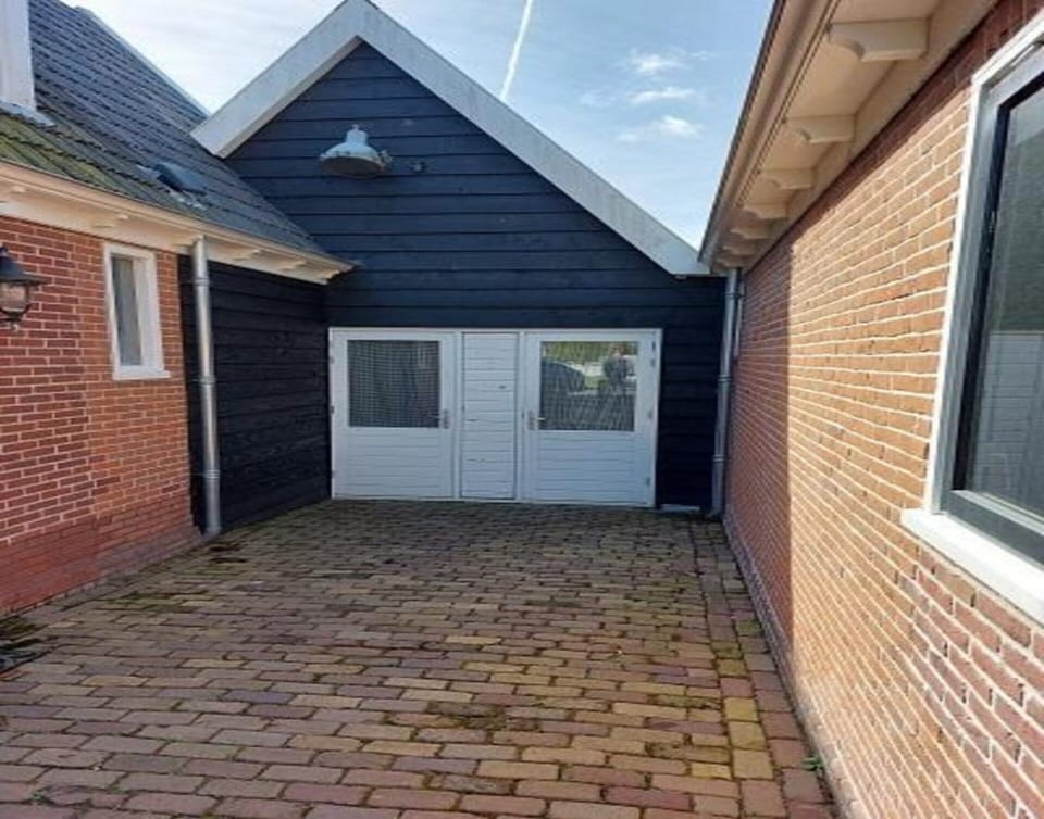 House | Exterior