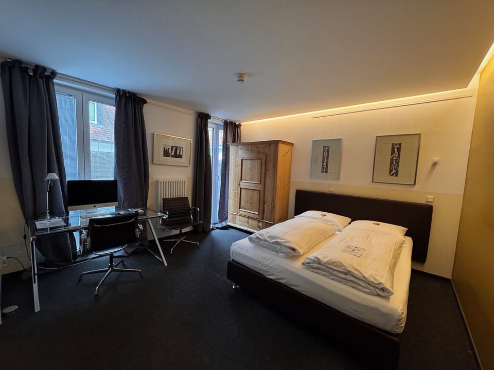 Double Room | Desk, laptop workspace, soundproofing, free WiFi