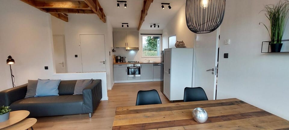 House | Dining