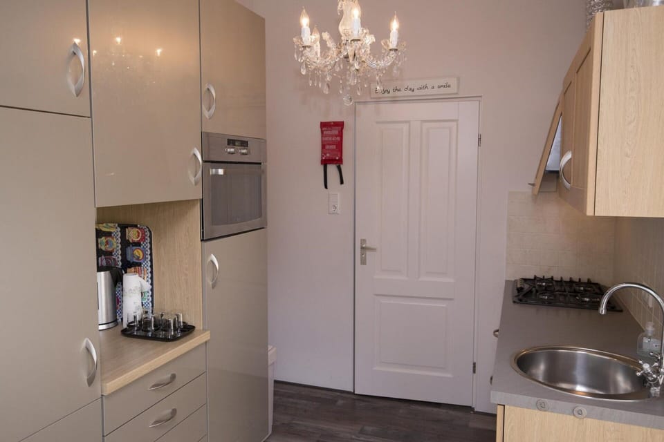 House | Private kitchen | Highchair