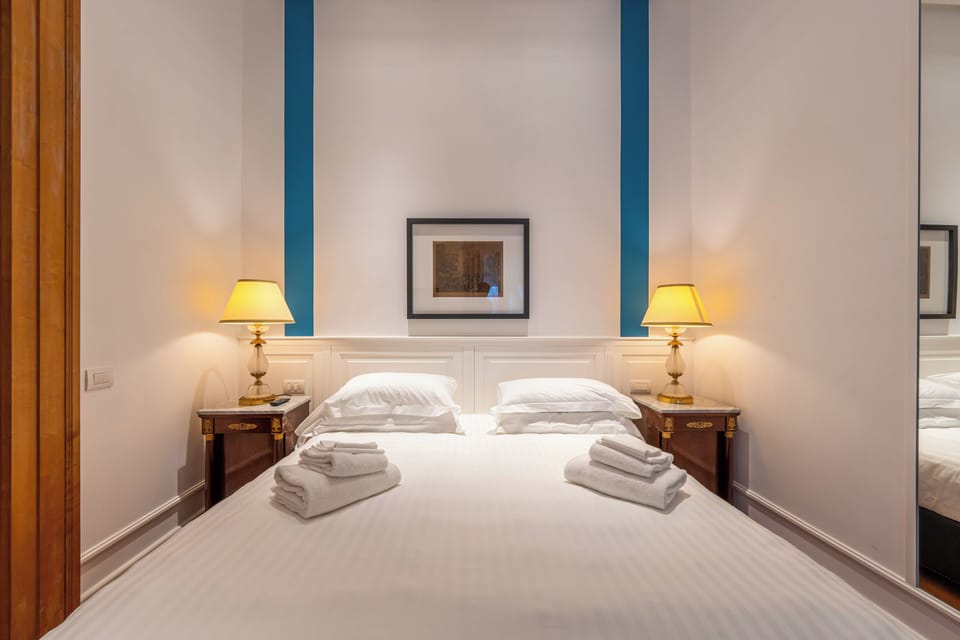 Superior Room, Courtyard View | In-room safe, soundproofing, free WiFi